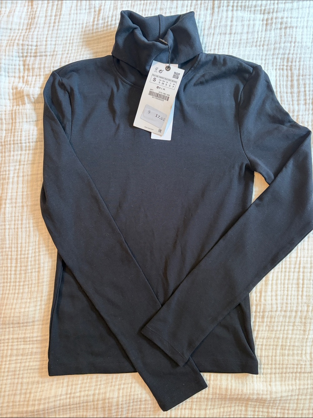 Zara Black Turtleneck Slim Fit Women's Top